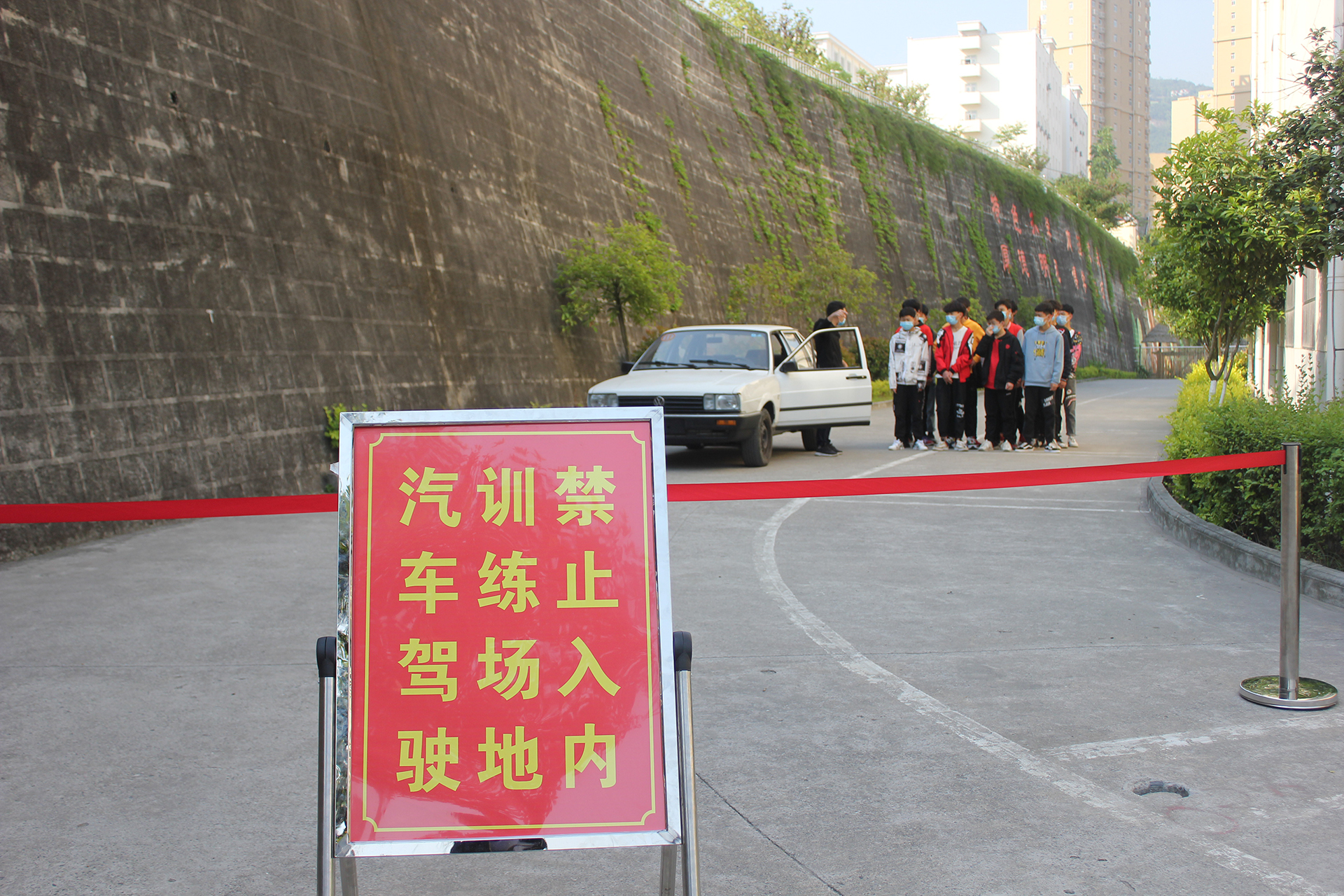 1588166290323042.jpeg 驾驶09.jpg