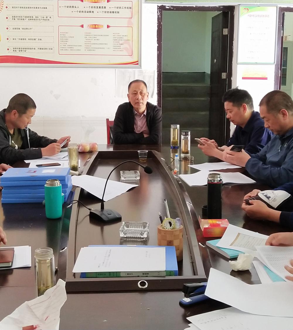 心系扶贫村,帮扶解民困