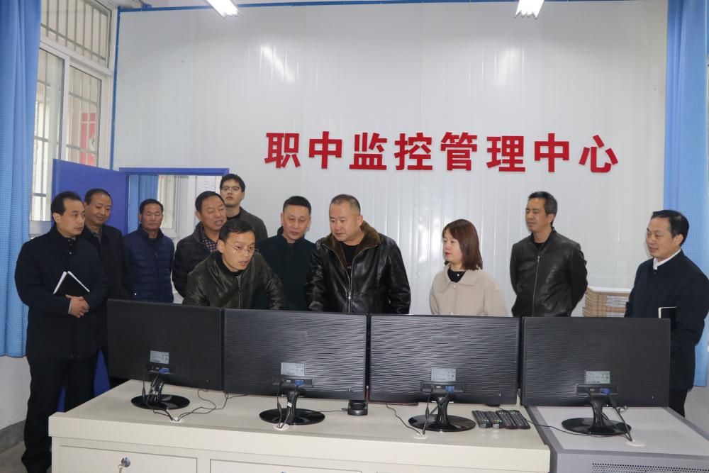 创建平安校园  护航学生成长——旬阳县职教中心迎接陕西省平安校园评估验收